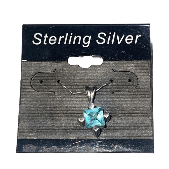 NEW Elegant Silver .925 Pendant with Blue Gemstone Great Christmas Gift - Picture 2 of 2